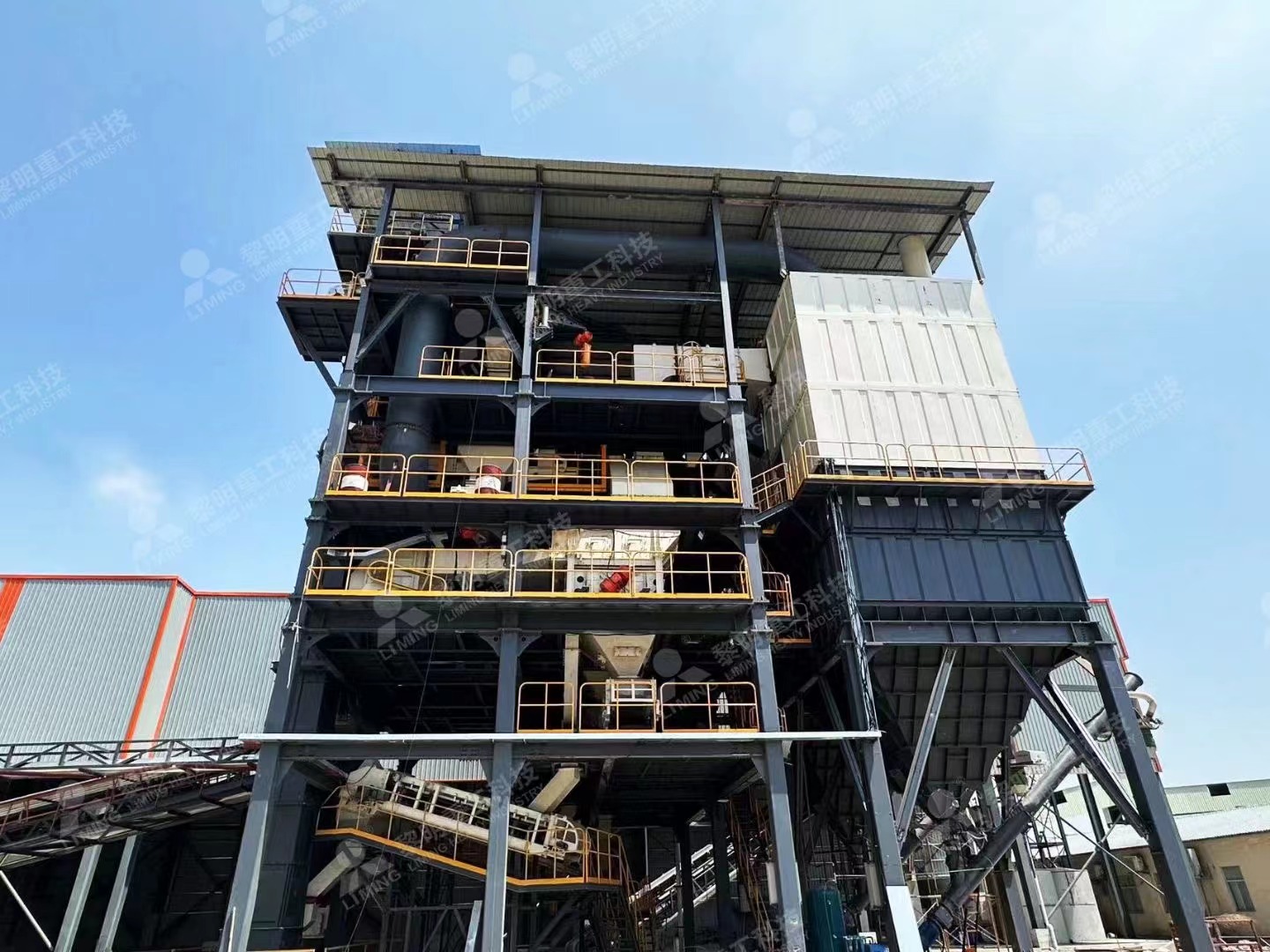 Как сконфигурировать линию по производству гранитного песка и гравия с производительностью 500-600 тонн в час?